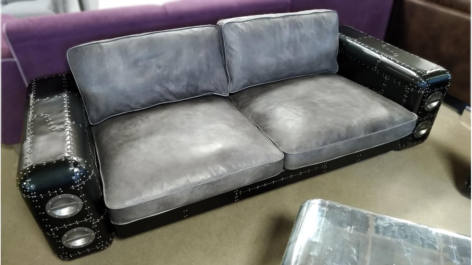 Sofa Gripe Dreisitzer Vintage Leder Grau Silber Und Schwarz
